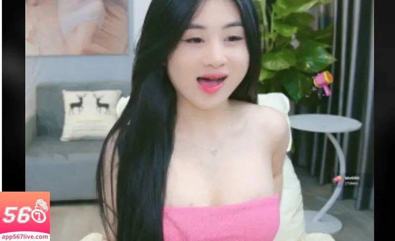 Anna Gấu 567live Vóc Dáng Ngày Càng Xinh Đẹp, Cuốn Hút Hình 2